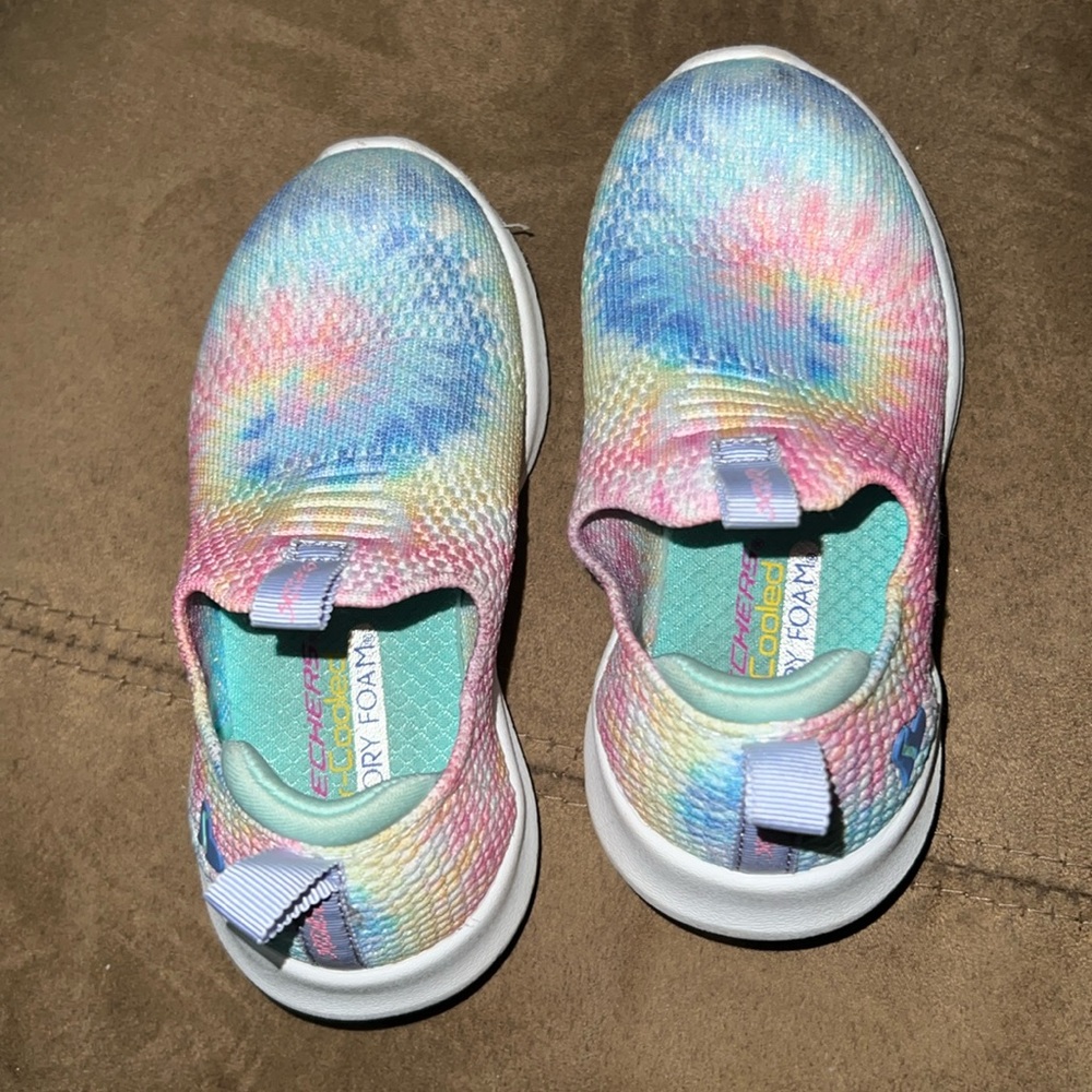 Skechers toddler girl memory foam sneakers